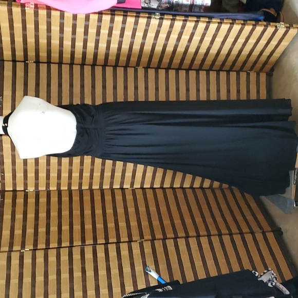 Halter Dress for Occasion - Picture 3 of 10